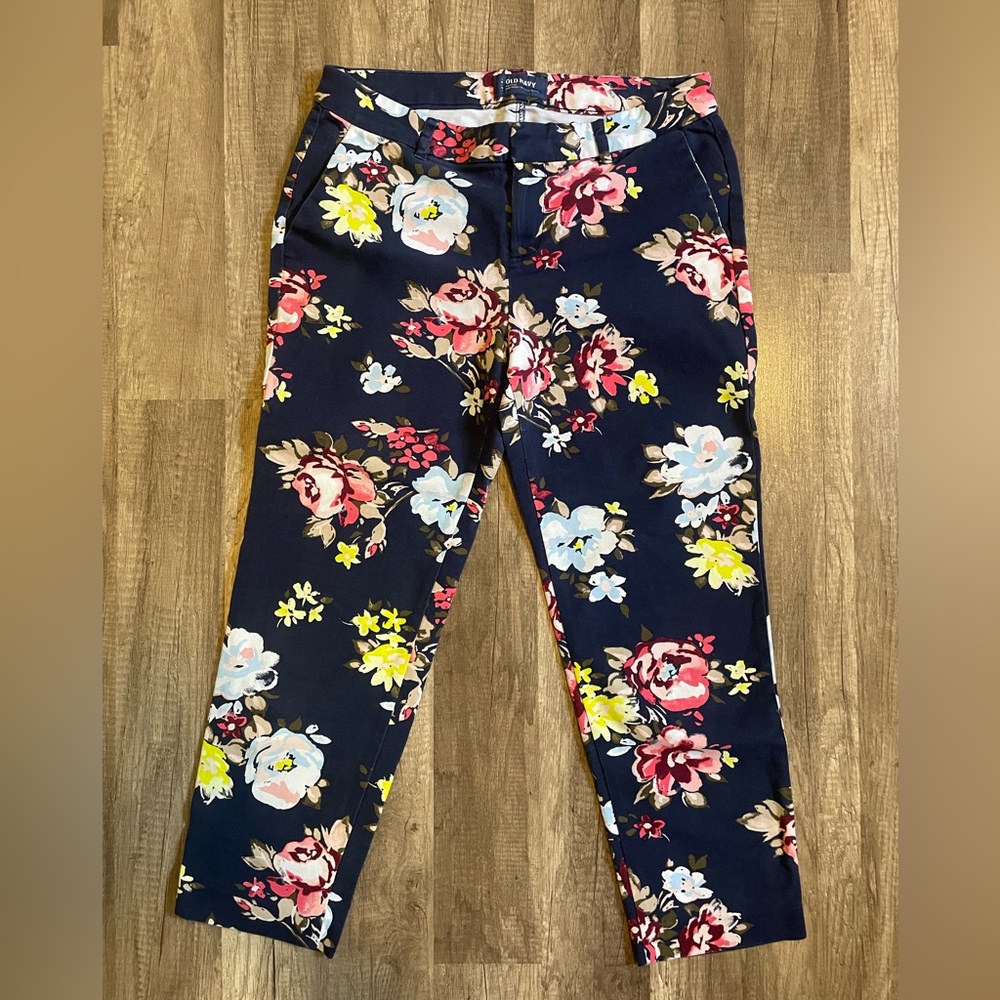 Old Navy navy flowered pants